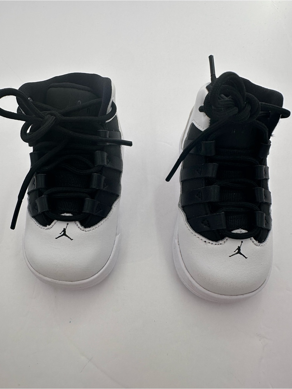 Air Jordan 11 Retro little Flex (Concord) Toddler Sneakers, Black/White Size 5C